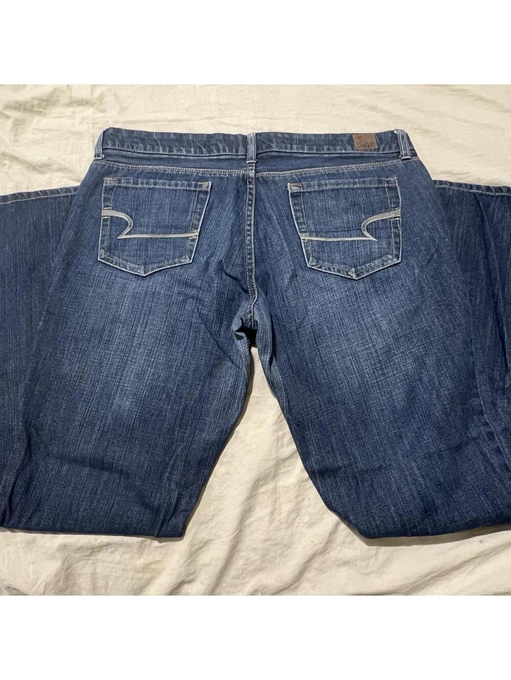 American Eagle Womens Real Flare MidRise Wide Leg Baggy Jeans Size 12 Embroidery